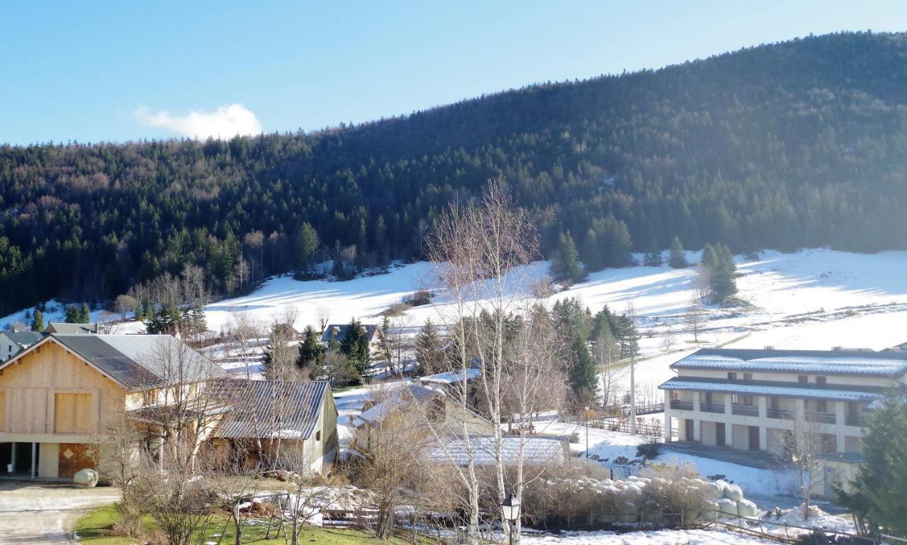 Auberge des deux Moucherolles Corrençon-en-Vercors Extérieur photo