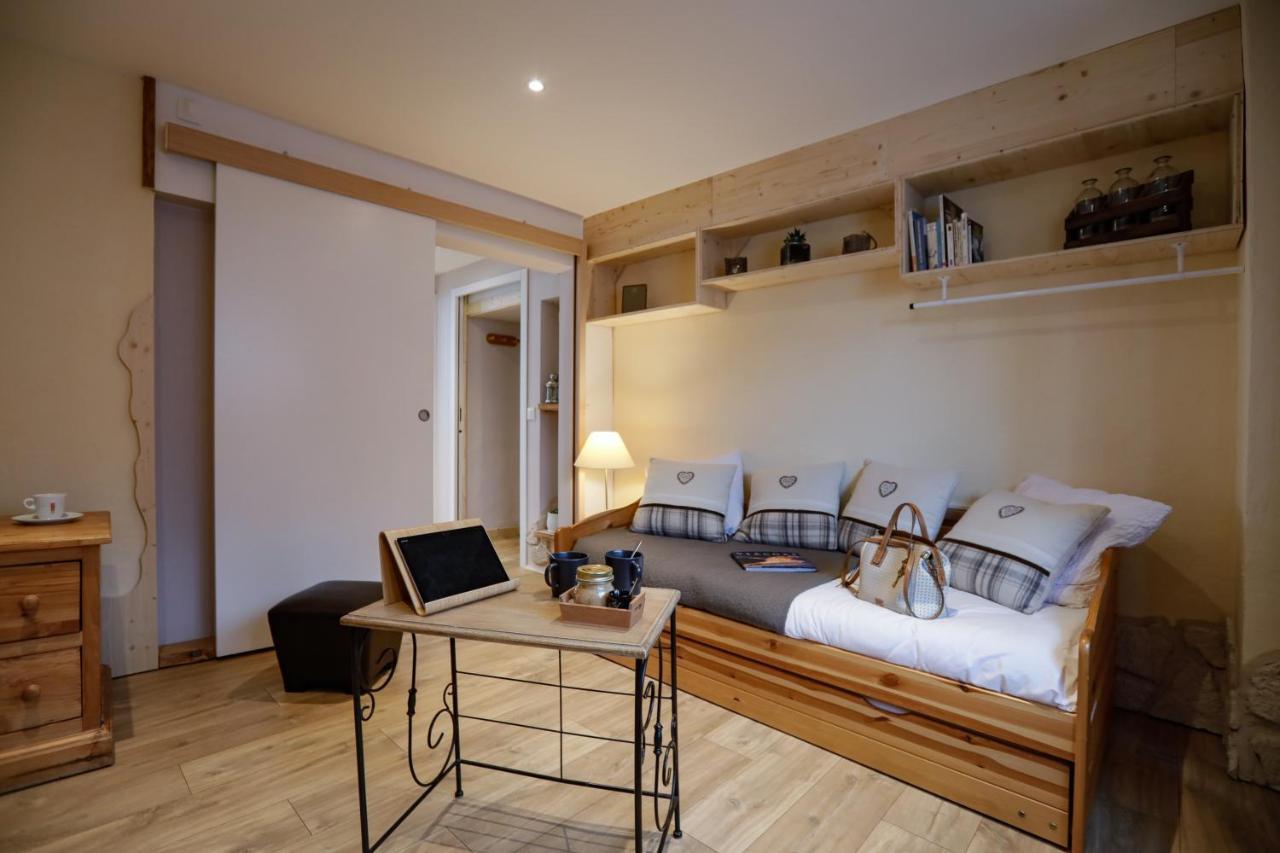 Auberge des deux Moucherolles Corrençon-en-Vercors Extérieur photo