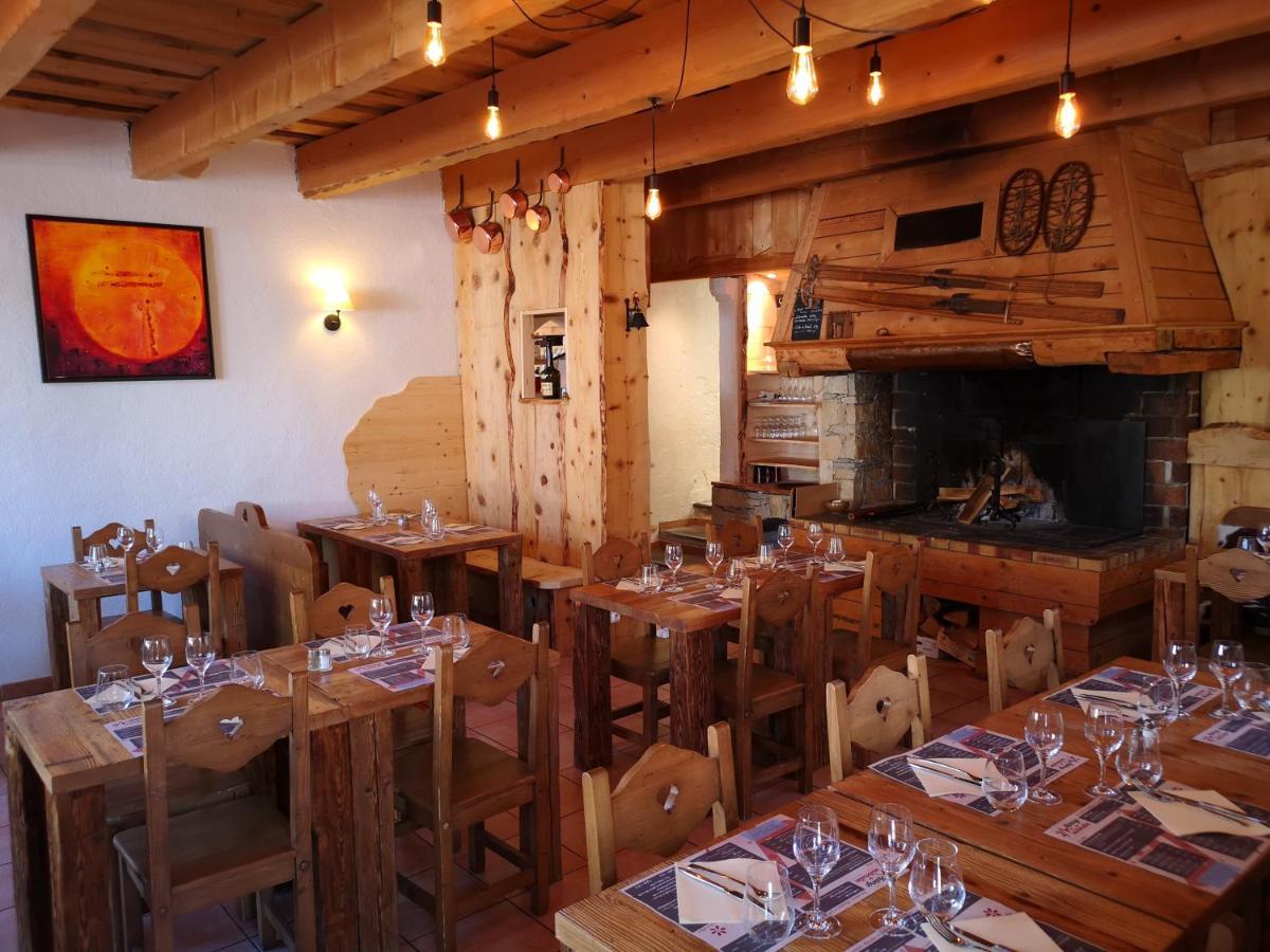 Auberge des deux Moucherolles Corrençon-en-Vercors Extérieur photo