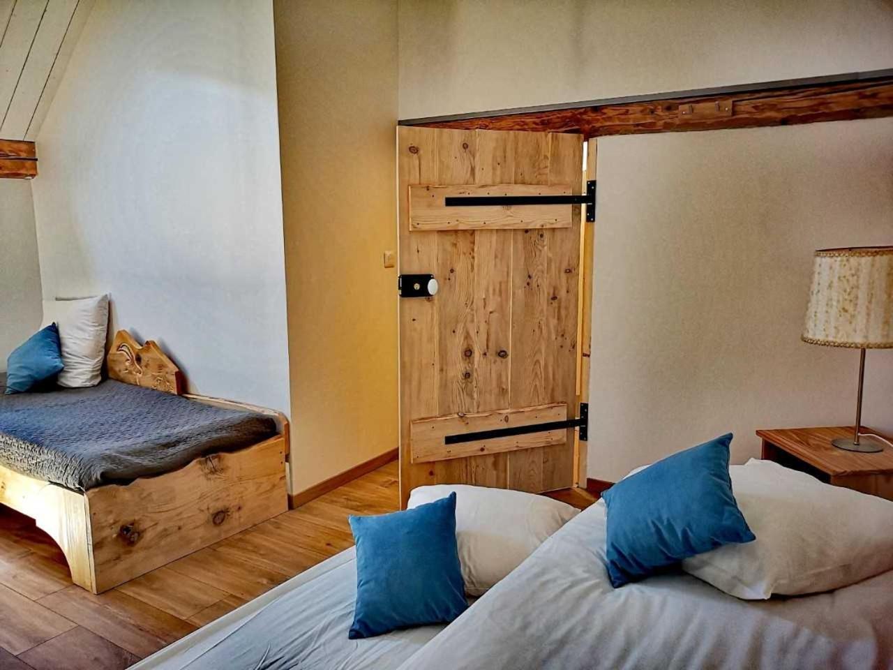 Auberge des deux Moucherolles Corrençon-en-Vercors Extérieur photo